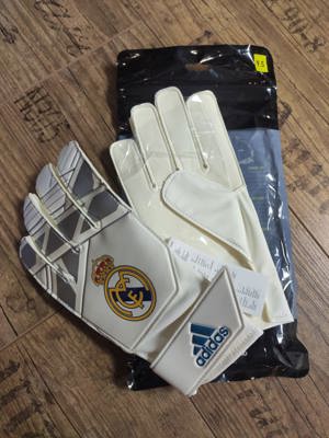 Tormann Handschuhe Real Madrid Größe 9,5