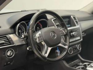 Mercedes-Benz ML 350 Bild 10