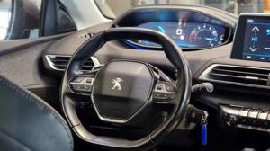 Peugeot 5008 Bild 17