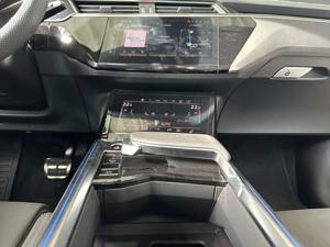 Audi SQ8 Bild 9