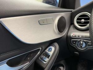 Mercedes-Benz C 220 Bild 12