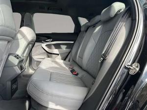 Audi SQ8 Bild 11