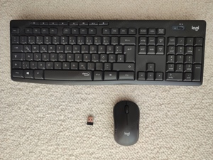 Logitech MK295 Silent Tastatur-Maus-Set kabellos M220