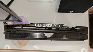 ROG Strix GeForce RTX 3090 OC 24GB Bild 4