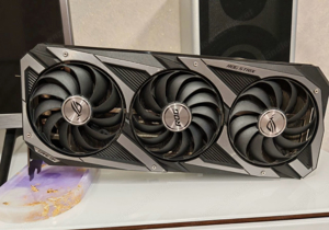 ROG Strix GeForce RTX 3090 OC 24GB Bild 2