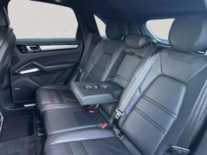 Porsche Cayenne Bild 18