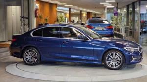 BMW 330 Bild 5