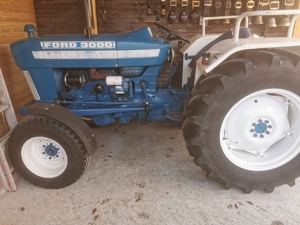 Ford 3000  Bild 1