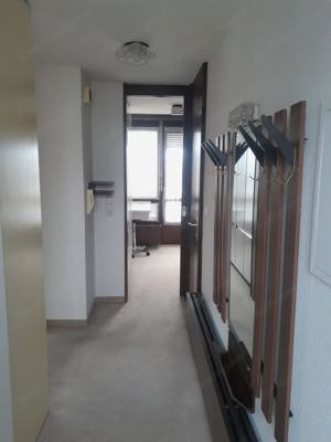 Vermiete 2,5 Zimmer Dachgeschoss Wohnung mit großer Terrasse, Provisionsfrei! Bild 2