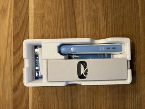 Oral-B PRO 1000 Precision Clean elektrische Zahnbürste   Neuwertig Bild 2