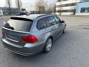 BMW 318d Kombi Bild 6