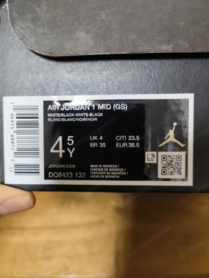 Nagelneue Jordan1 AIR MID 36,5 Bild 4