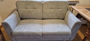 Platzsparendes 2-er Sofa Bild 2