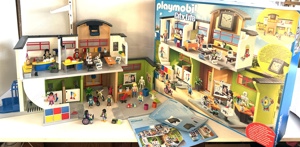 Playmobil Große Schule und Turnsaal Bild 4