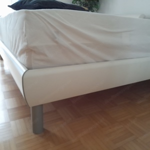 Schlafzimmer Bett Bild 2