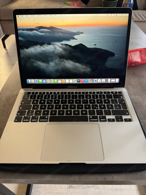 MacBook Air 13 zoll Bild 3