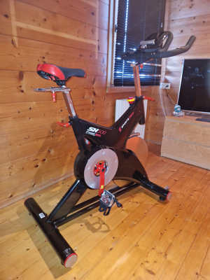 Verkaufe NEUES Speedbike Sportstech Bild 2