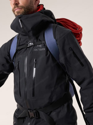 Arcteryx Alpha SV Hardshell Jacke Bild 2