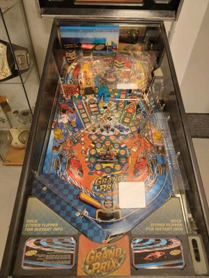 Stern - Grand Prix - Pinball  Flipper  Spielautomat Bild 3