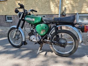 Simson S51 4 Gang mit neuem Motor. Bild 2