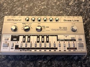 Roland TB 303 Original mit Tasche