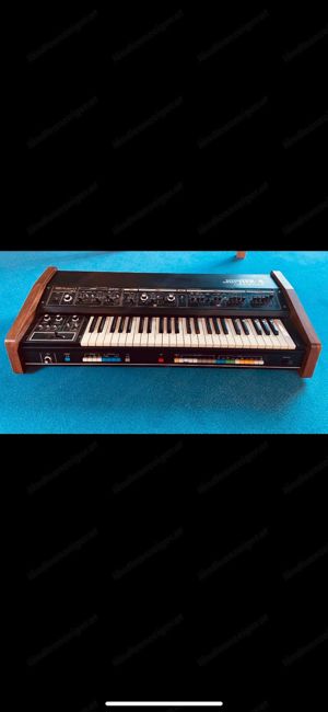 Roland Jupiter 4 Bild 2
