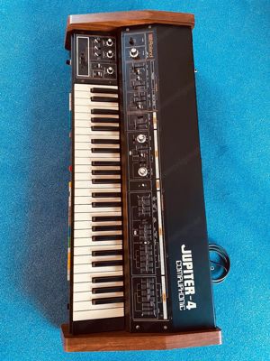 Roland Jupiter 4 Bild 7