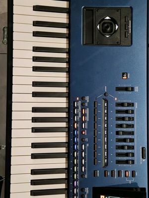 Korg PA5X 88 Musikant mit Thon-Case  Bild 4