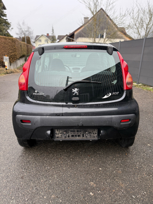 Peugeot 107 vorgeführt 5 25+4 Bild 5