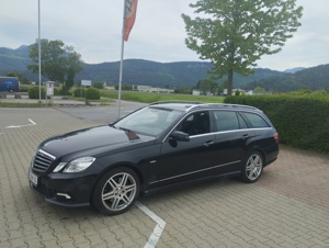 Mercedes Benz E200 AMG PAKET  Bild 6