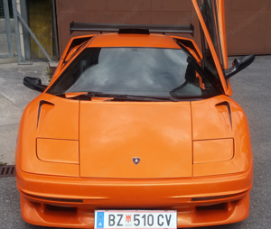 Verkaufe Lamborghini Diablo Bild 2