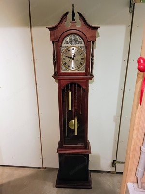 Schöne Standuhr 