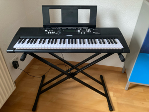 Keyboard Yamaha ez 220