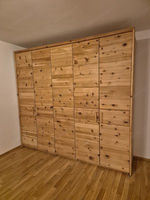 Hochwertiger Zirbenholz-Schrank   wie neu! Bild 8