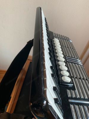 Hohner Morino VN  Bild 4