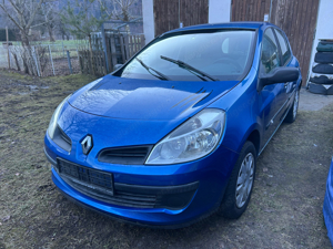 Renault Clio Diesel Bild 2