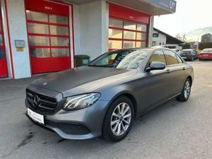 Mercedes-Benz E 220 Bild 3