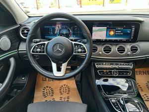 Mercedes-Benz E 220 Bild 12