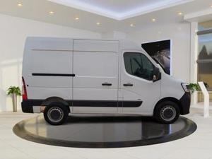 Renault Master Kastenwagen  Bild 2