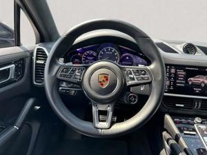 Porsche Cayenne Bild 12