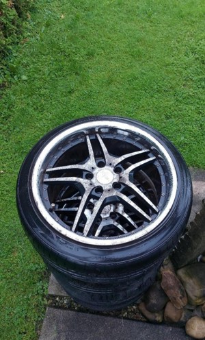 BMW Alufelgen 19 Zoll 8 1 2J Lochkreis 5x112, ET38 mit Reifen 225 40ZR19, Profiltiefe ca.4-5 mm,