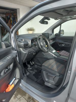 Opel Combo Life 110 PS Benzin Bild 3