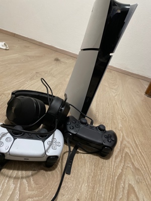 Ps5 mit 2 controller und headset