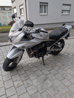 Suzuki Bandit 650S Bild 3