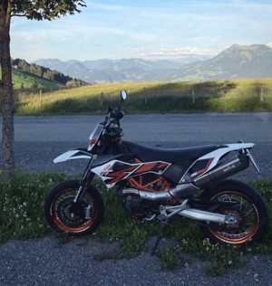 KTM SMC-R 690 Supermoto Bild 2