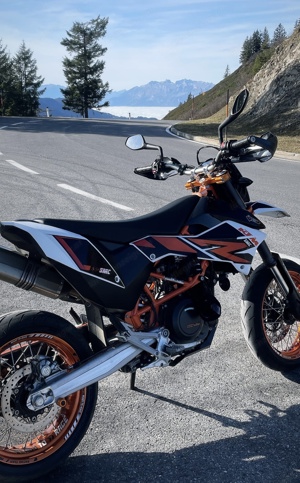 KTM SMC-R 690 Supermoto Bild 3