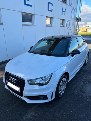 Audi A1 Sline Scheckheftgepflegt Bild 2