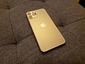 iPhone 90% Batterie 256GB+Zubehör Bild 2