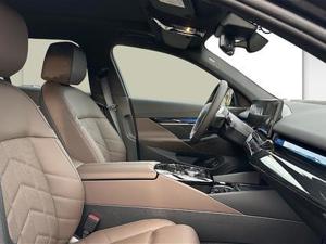 BMW i5 xDrive40  Bild 9