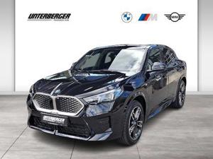 BMW iX2 M Sportpaket Anhängerkupplung